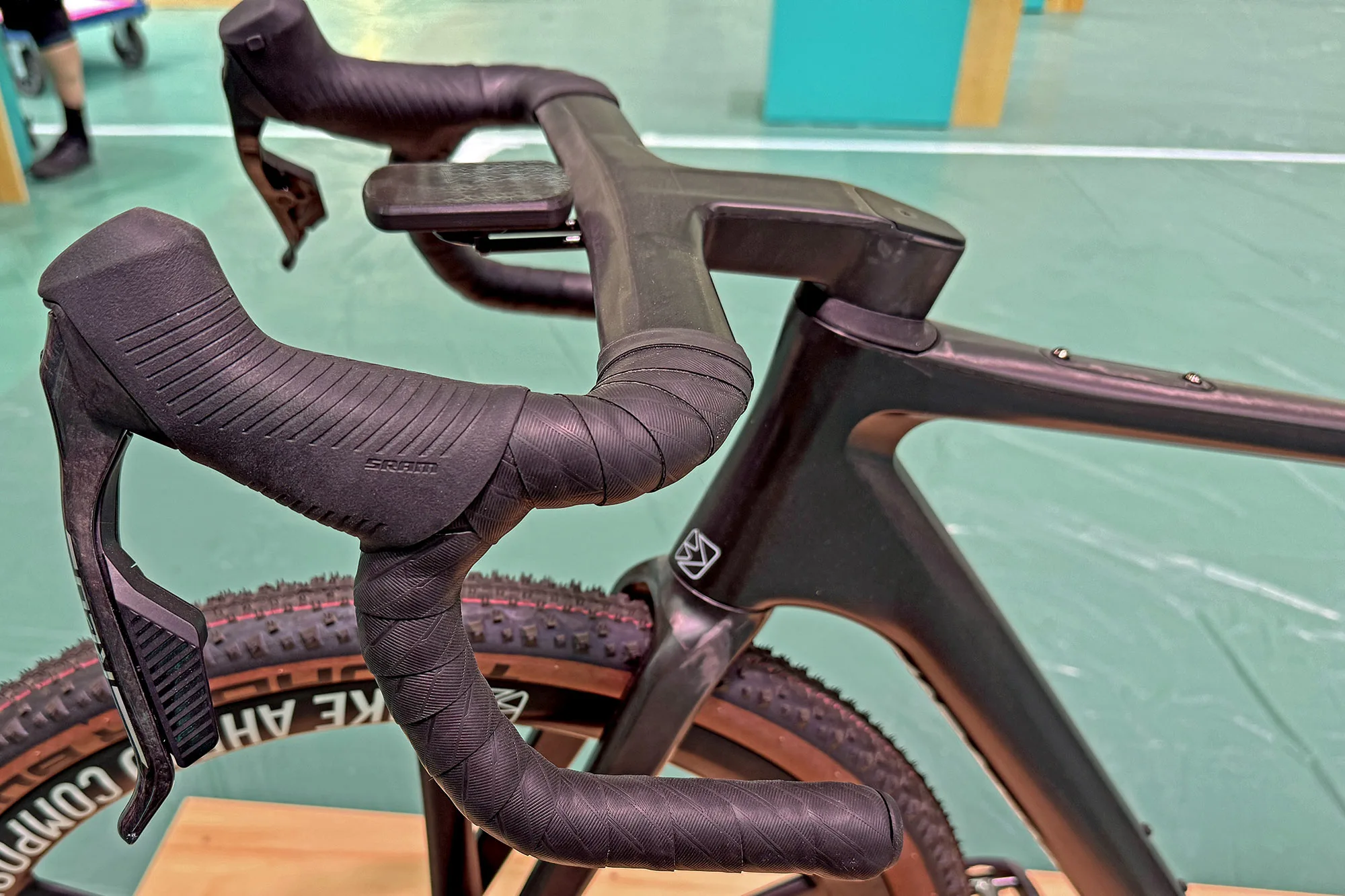 Bike Ahead The Superfast ultralight German carbon gravel bike, The Cockpit on bike