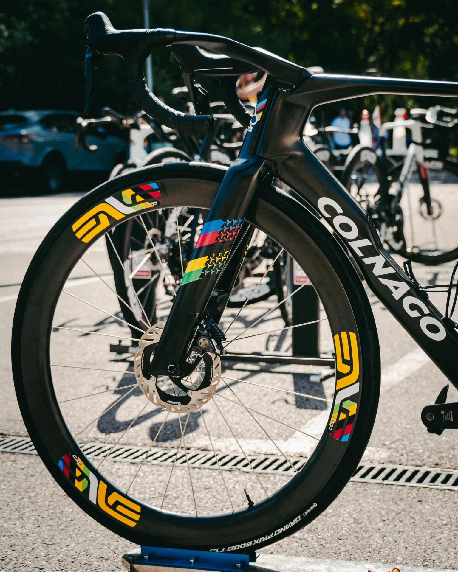Bike Profile Tadej PogacÌar's Colnago Y1Rs front end
