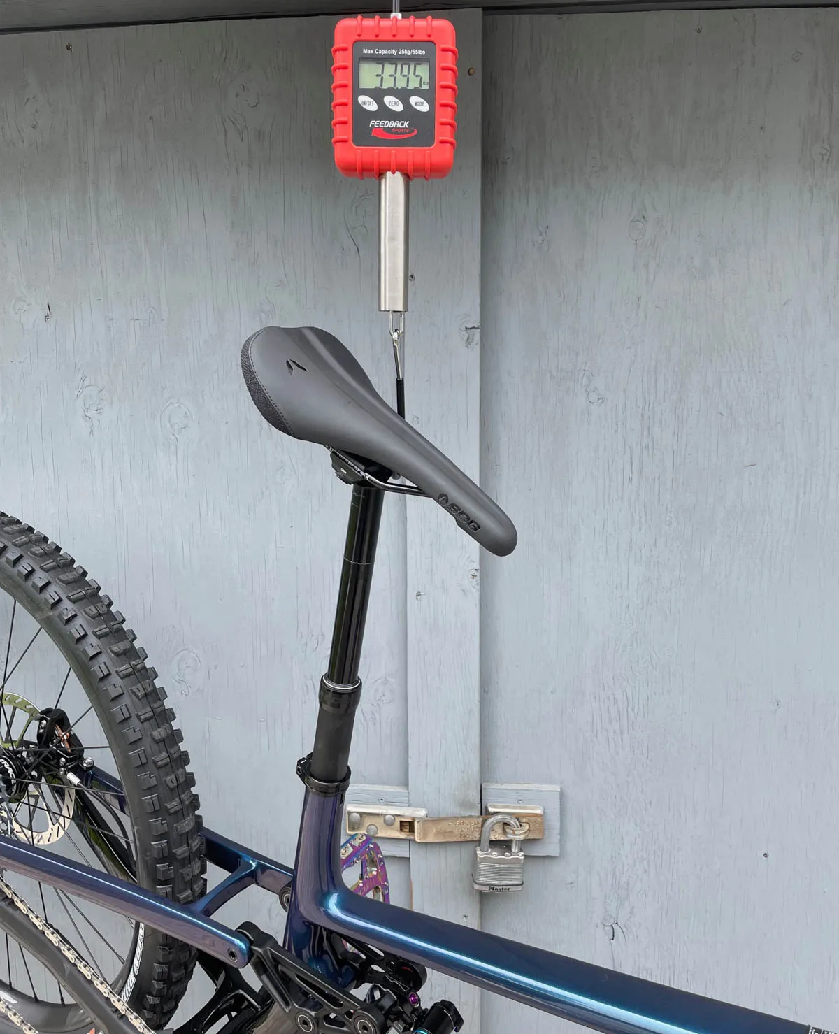 Devinci Troy Carbon, a escala
