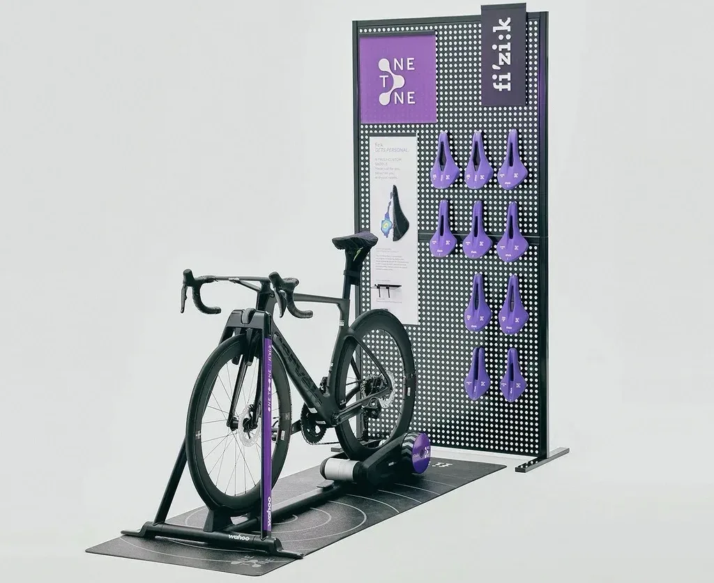 Eurobike 2025 Award Gold fizik