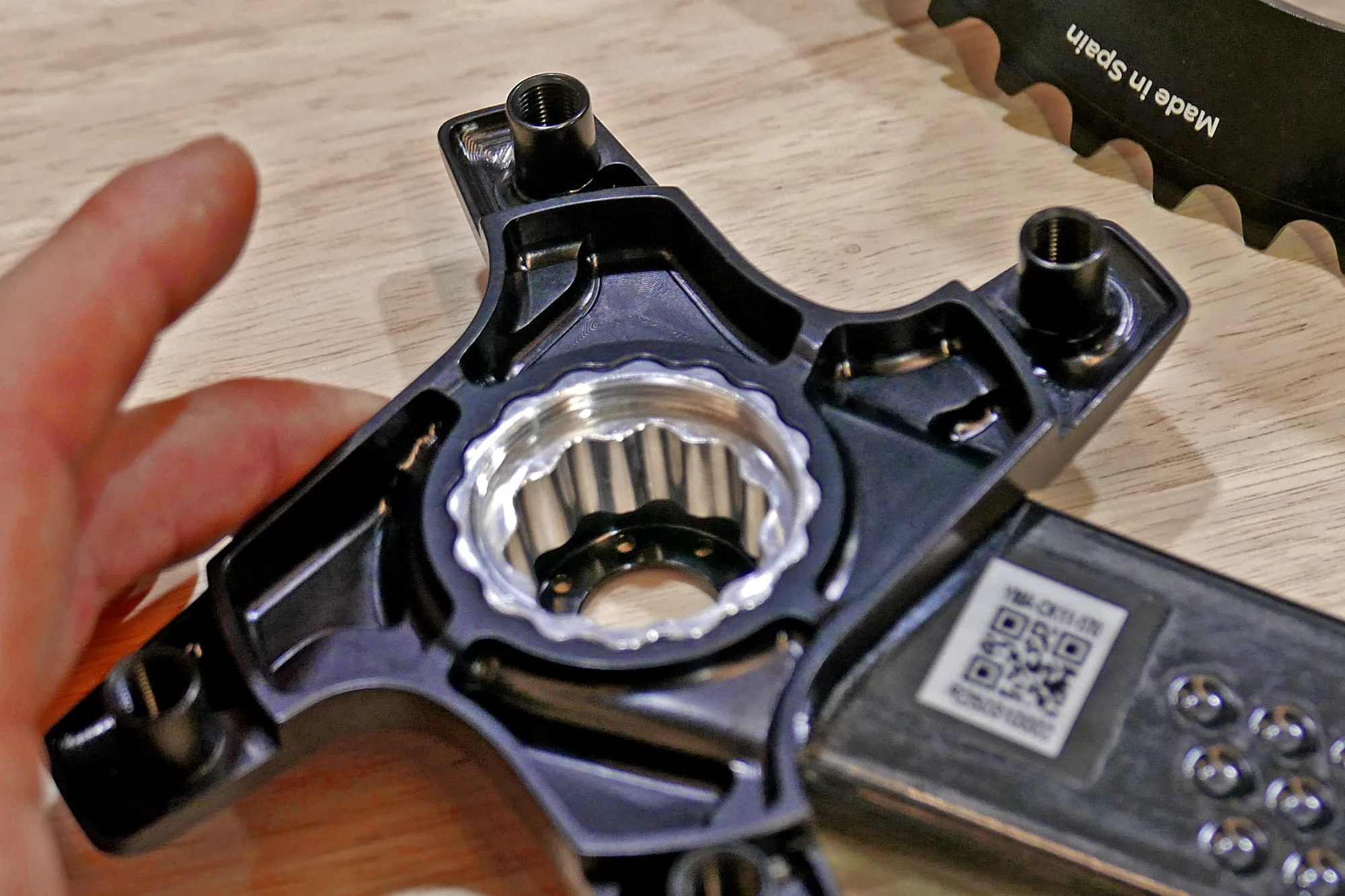 QO Race SL ultralight carbon road bike crankset, now Cinch compatible