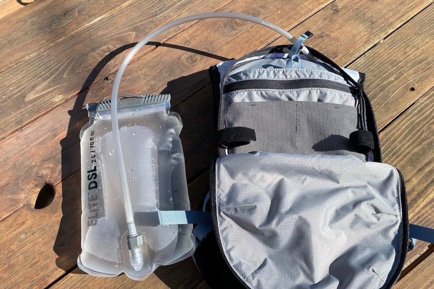 The baffled 2 L bladder of the Supernatural pack.