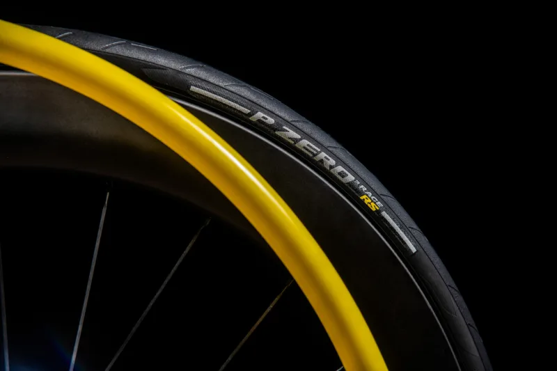 New Pirelli Smartube RS Tubes are Fast as Tubeless but Lighter