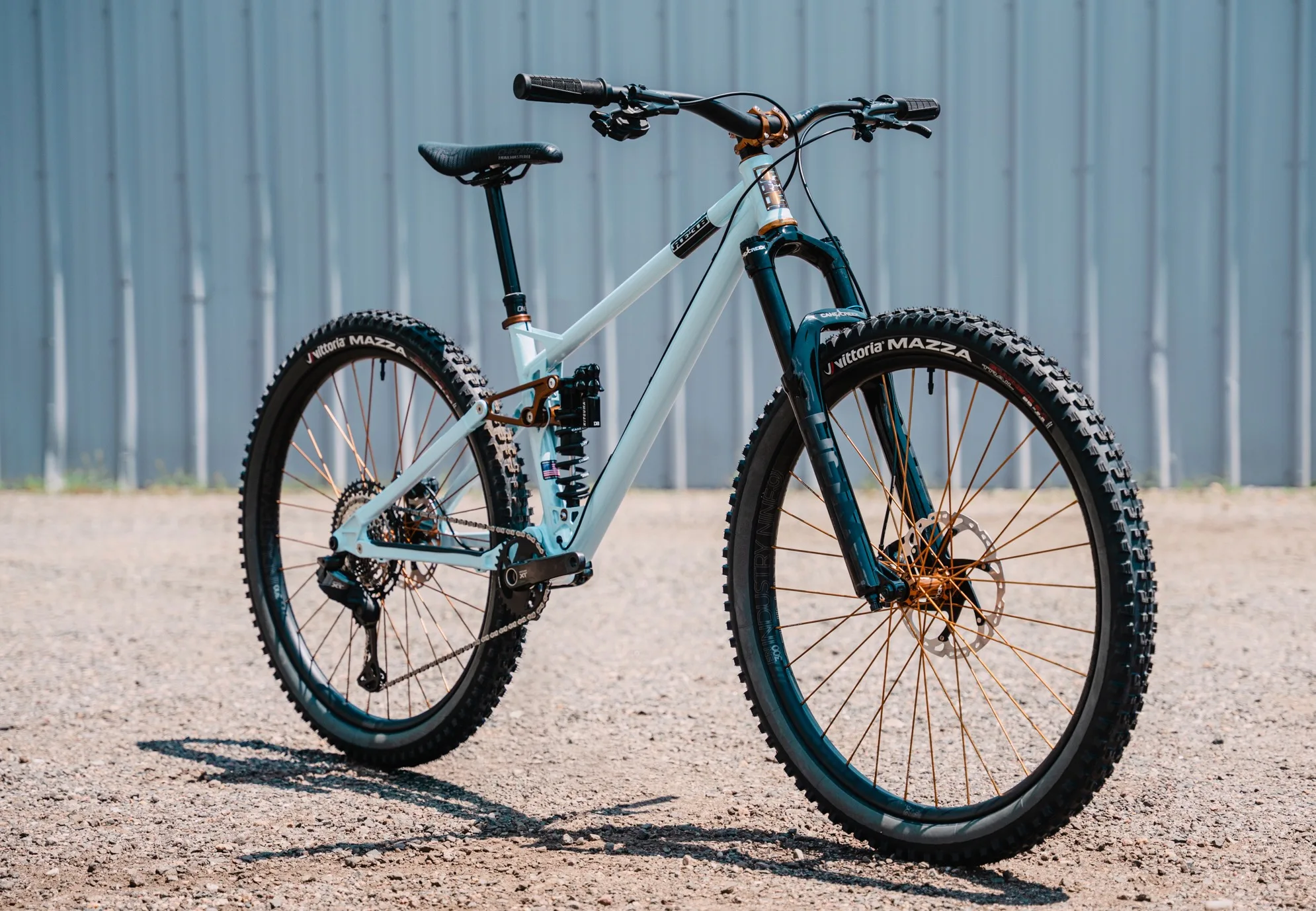 The Bronze Project STEEZL bike, glamour shot