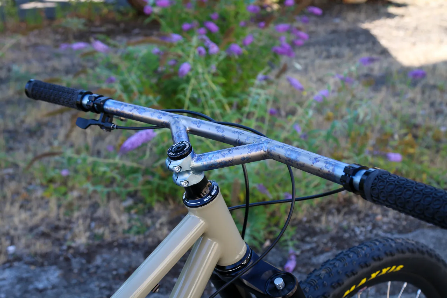 Bitchn bike handlebar