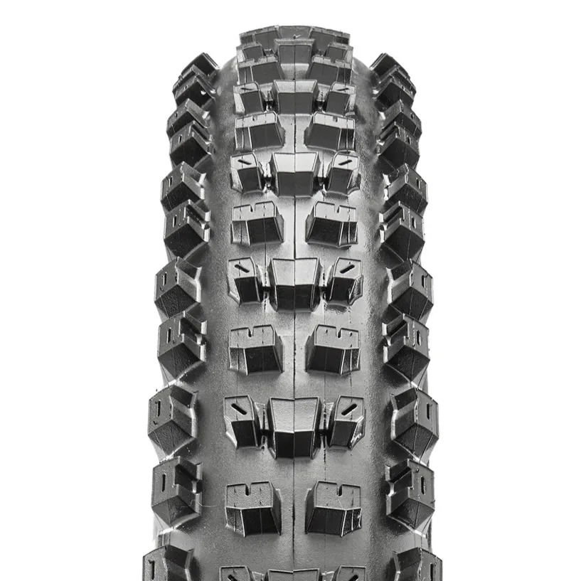 Tread pattern on the old Dissector