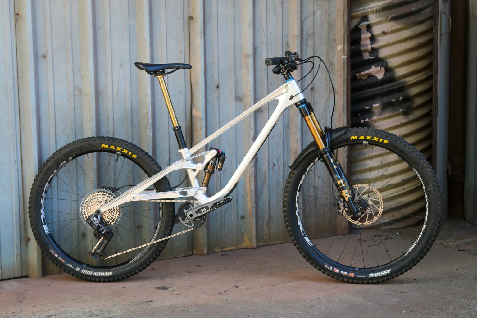 Paladin CNC Machined mountain bike frame side