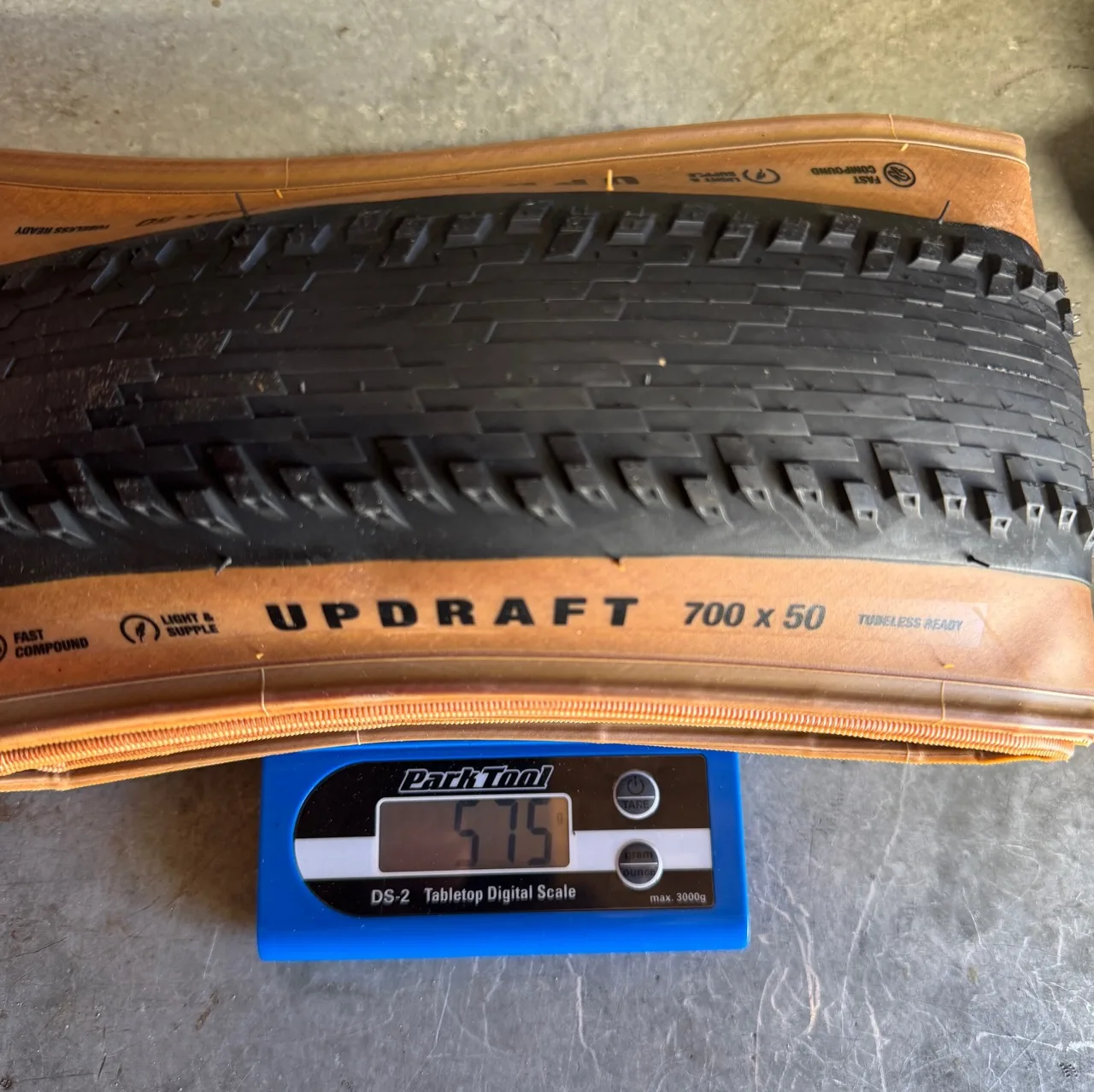 Review Teravail Updraft Gravel Race Tire weight