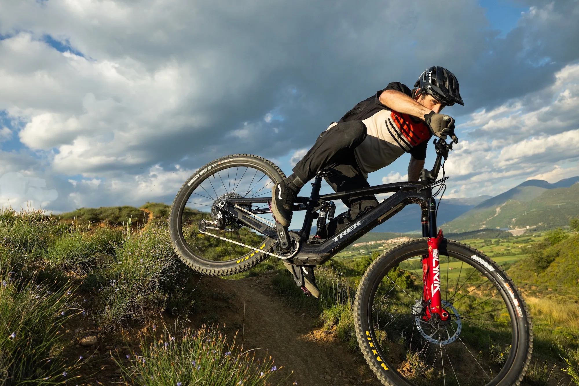 A rider on the Fuel+ EX making it look good.
