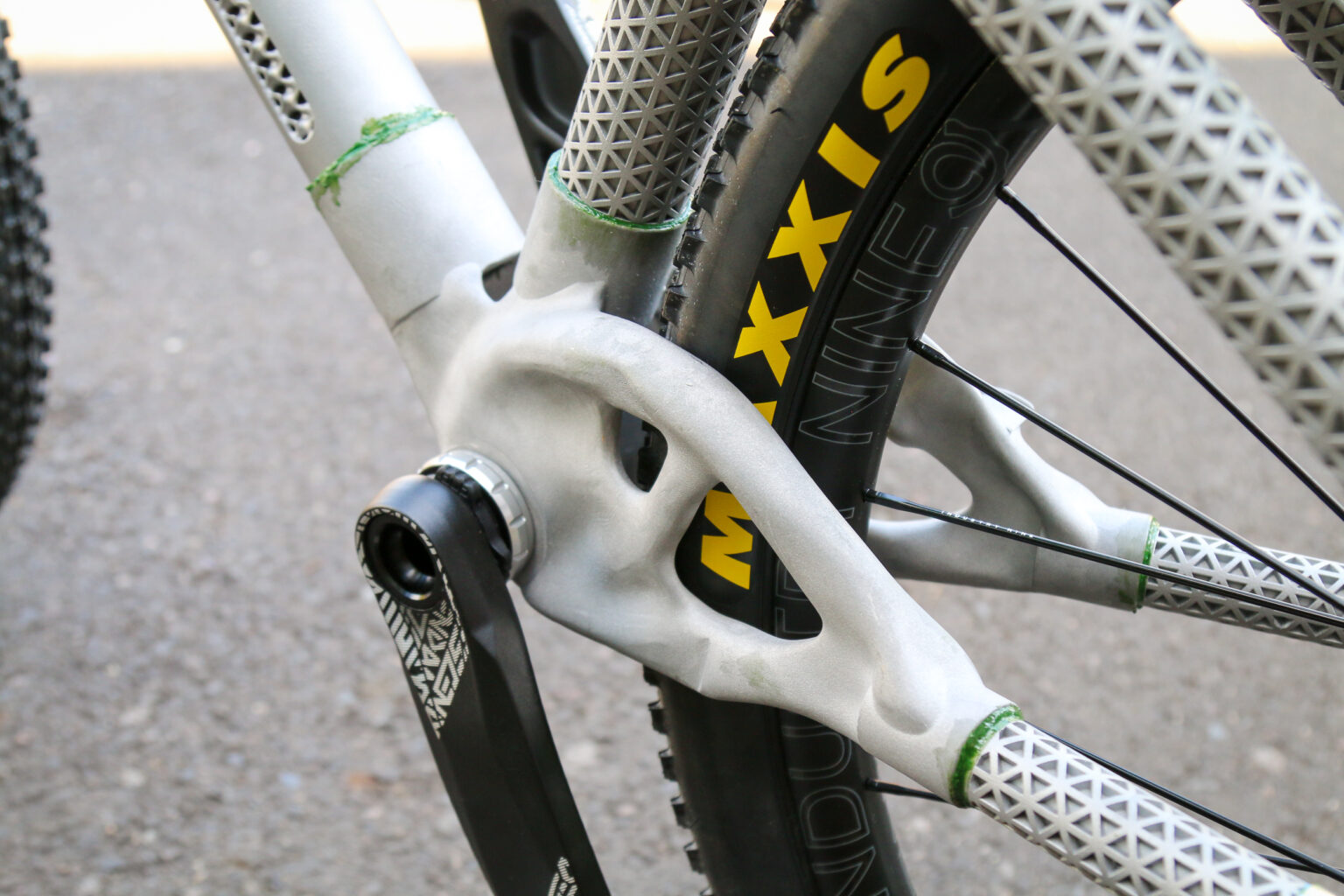 3d printed aluminum dirt jump bike bottom bracket