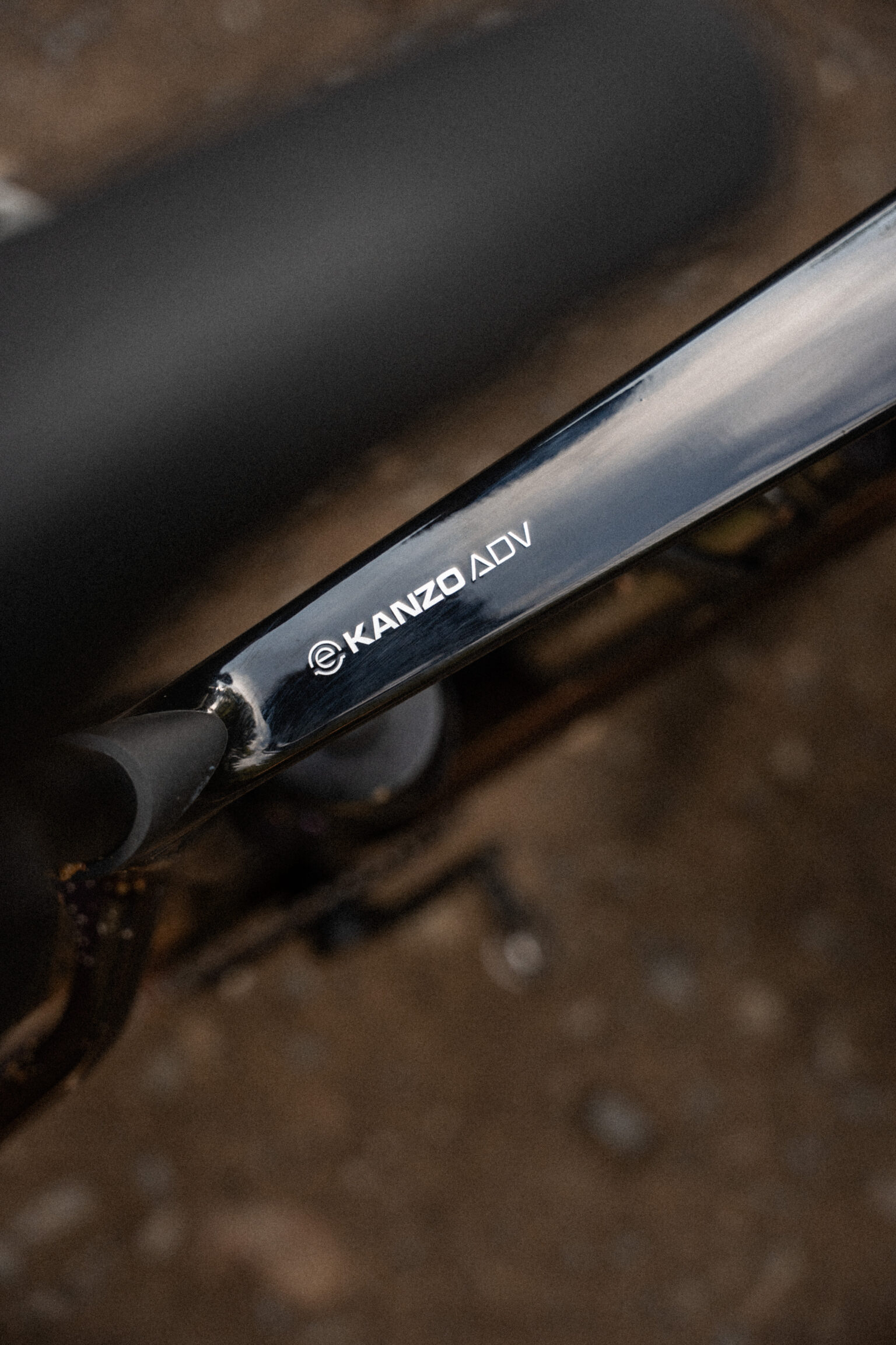 the top tube on the Ridley E-Kanzo Adventure gravel bike