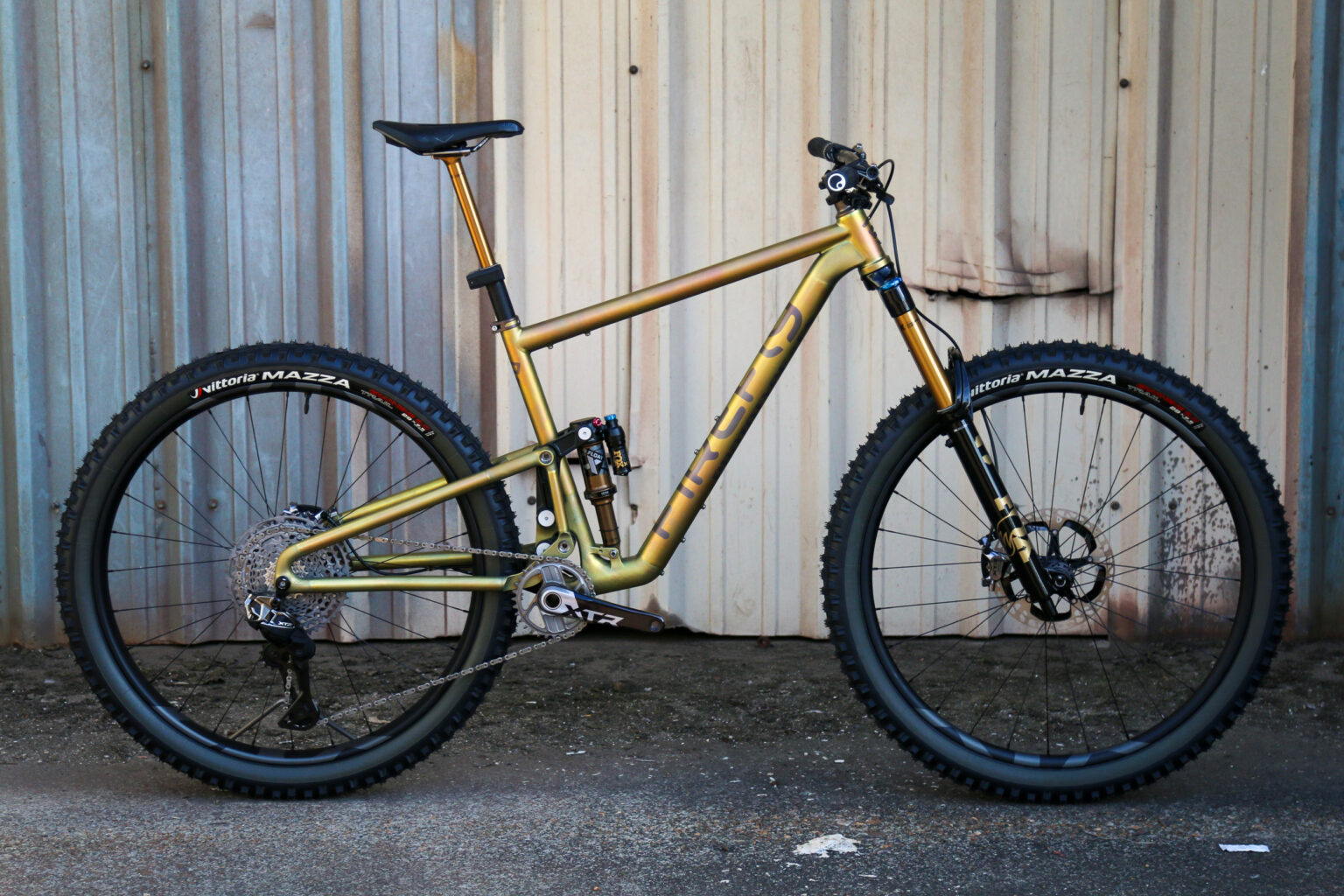 Firefly 3d printed mtb full suspension mtb side