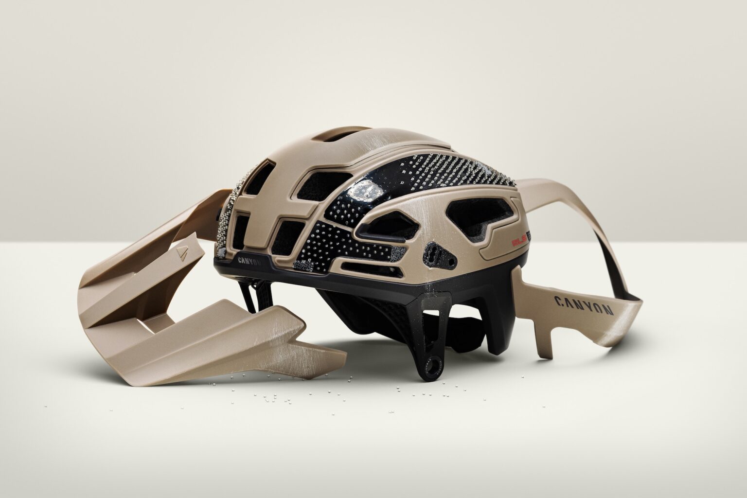 The Canyon Deflectr RLS will be the first helmet on the market to use us RLS in its design. It's already #1 in Virginia Tech's ratings. (All photos/RLS)