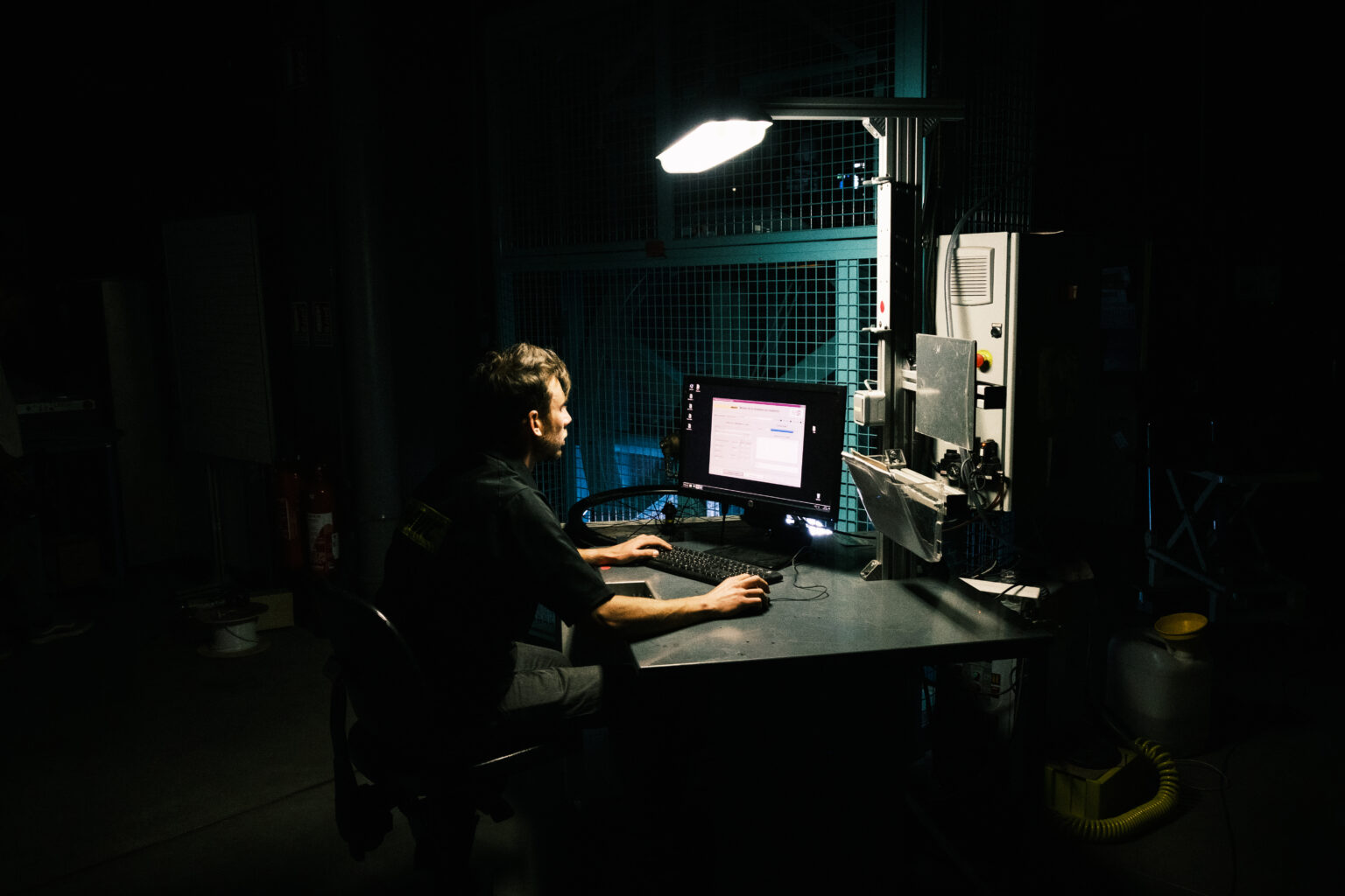 A mavic engineer building the new Cosmic SLR wheels