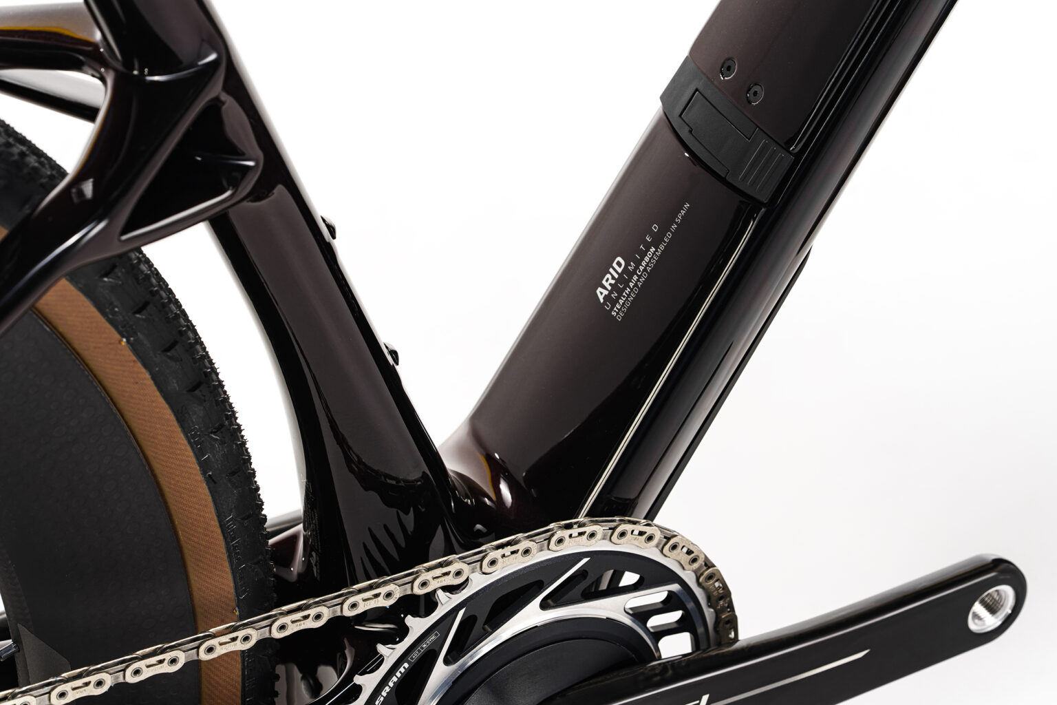 in frame storage on Mondraker Arid Carbon Unlimited Eclipse