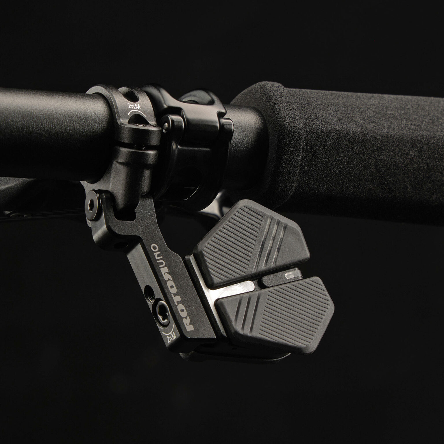 2025 Rotor Uno wireless off-road 1x drivetrain groupset developed with Wheeltop, MTB shifter
