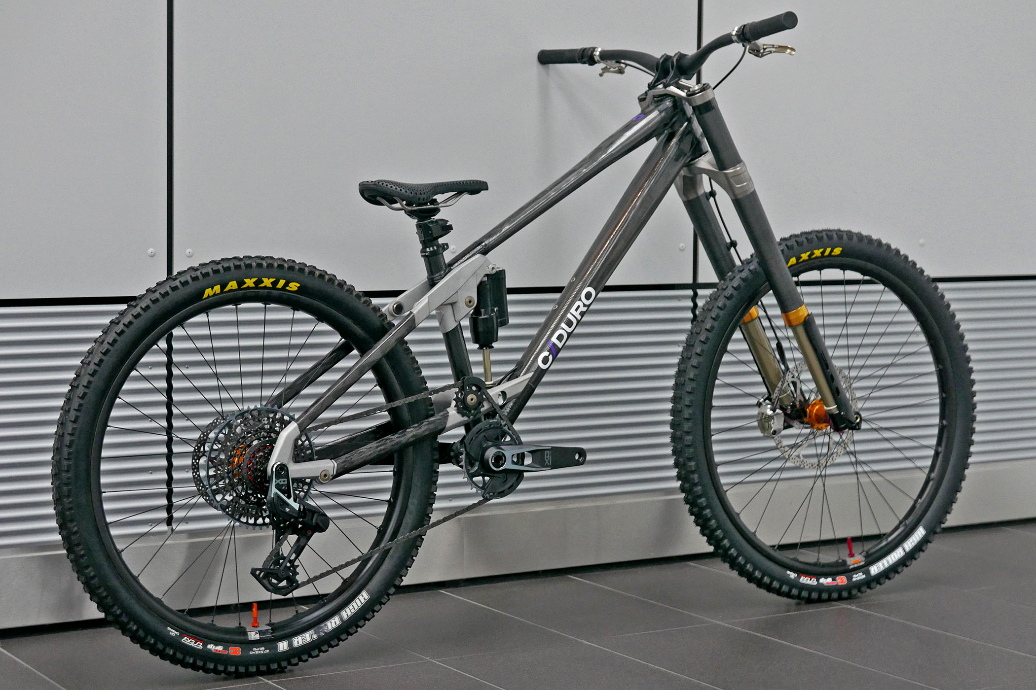 CDuro Semik High Pivot Prototype 02, C/Duro Šemík will be a Czech-made carbon enduro gravity mountain bike, angled