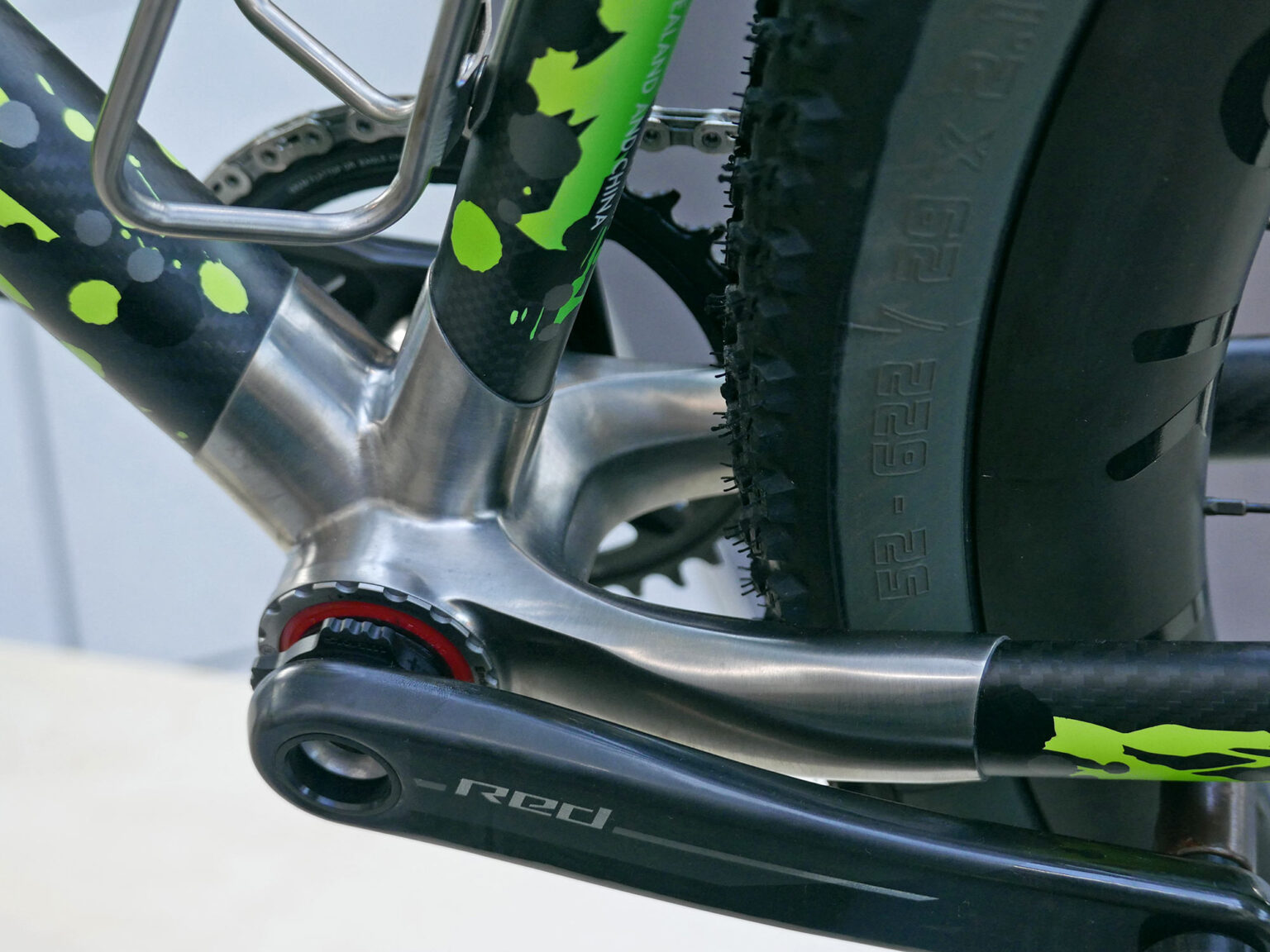 Curve 007 Kev prototype carbon & titanium gravel bike, bottom bracket
