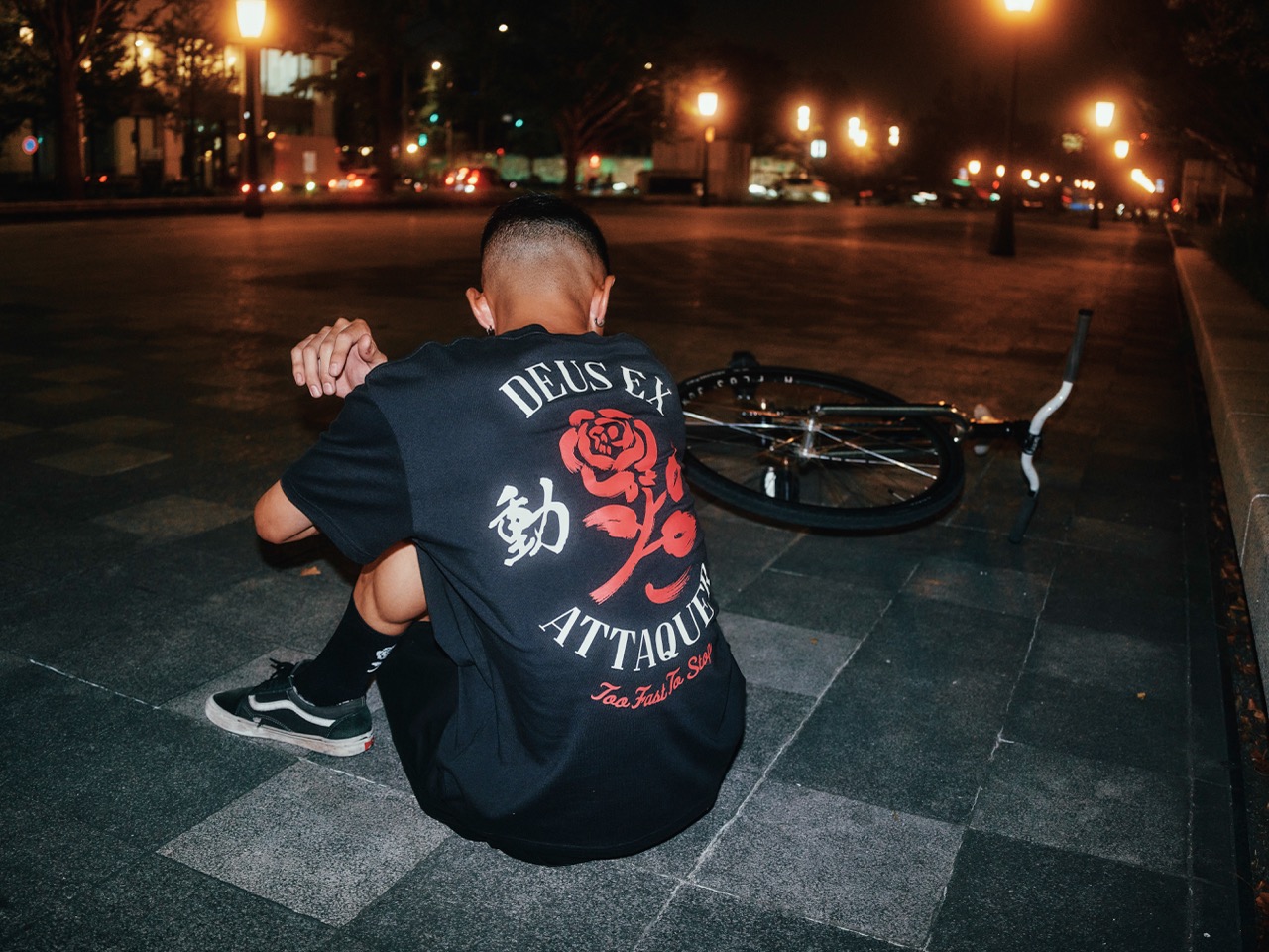 Deus Ex Attaquer Collaboration rose