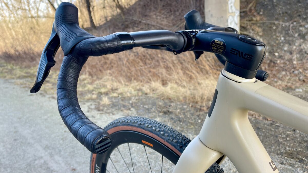 FSA K-Wing AGX Carbon Handlebar Review — Aero, Ergonomic, and Adventure ...