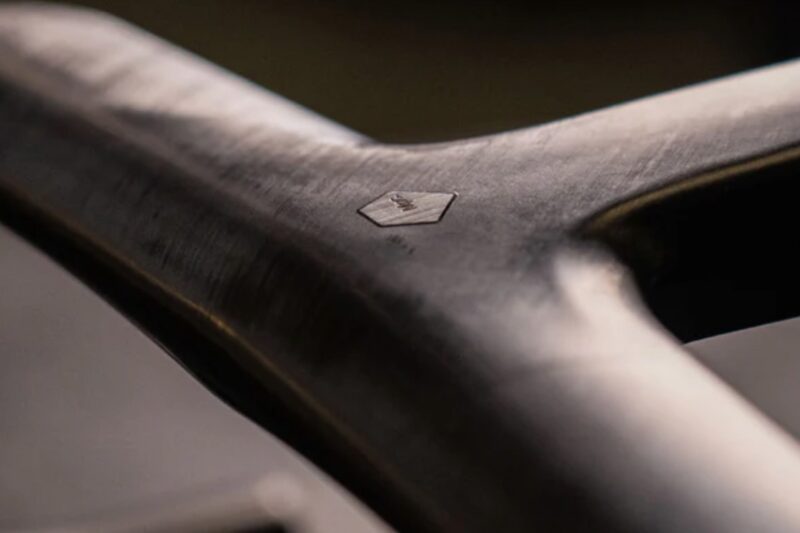 BMC Drops $1,250 ICS2 Carbon Aero MPC and ICS Carbon XC Cockpits