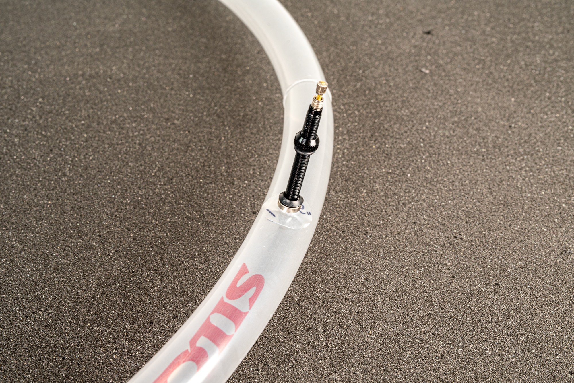 Silca Ultimate TPU Tube valve close up