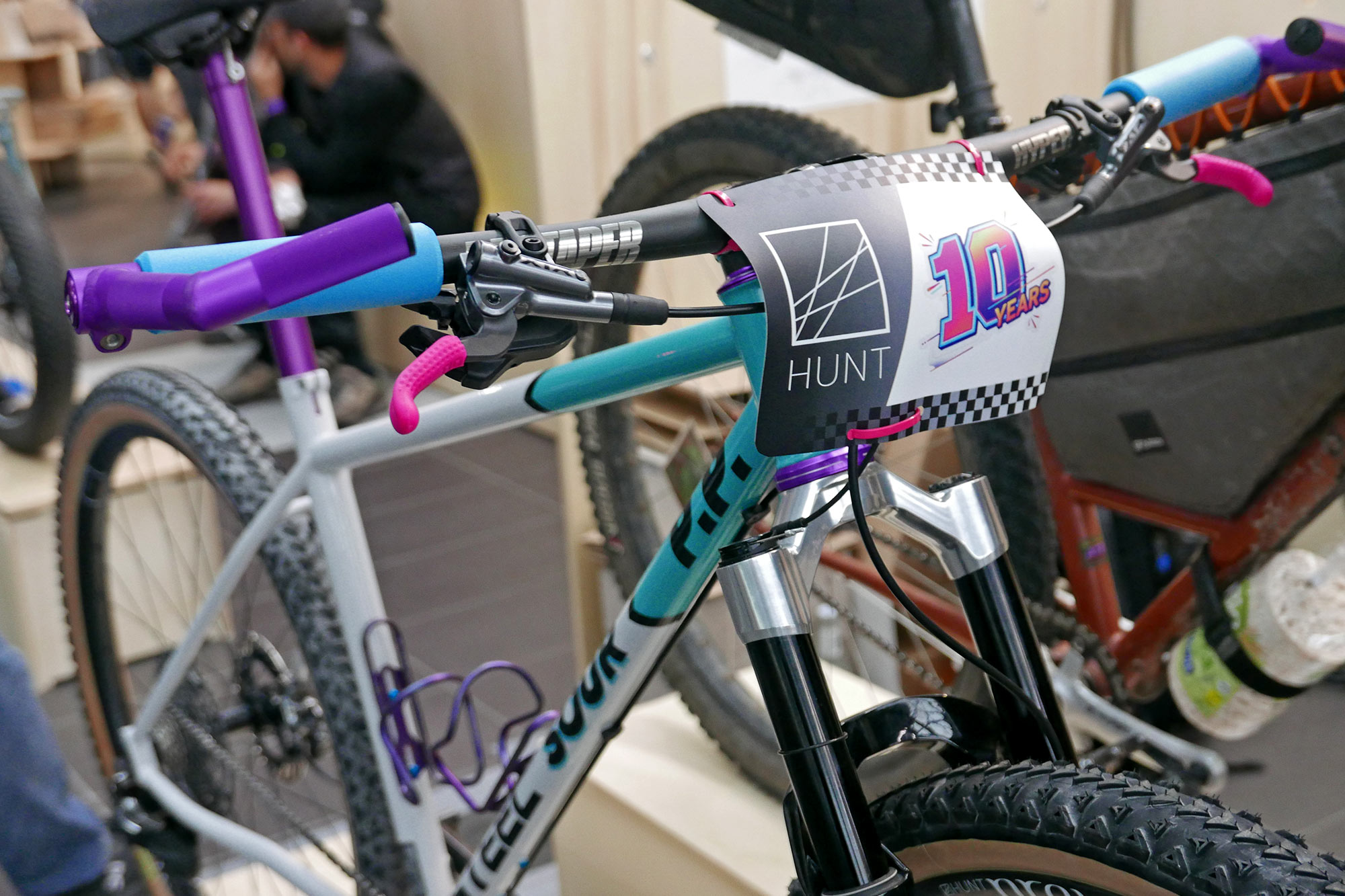 Sour Steel P.P. modern hardtail inspired by 90s Yeti Easton A.R.C., retro-modern build