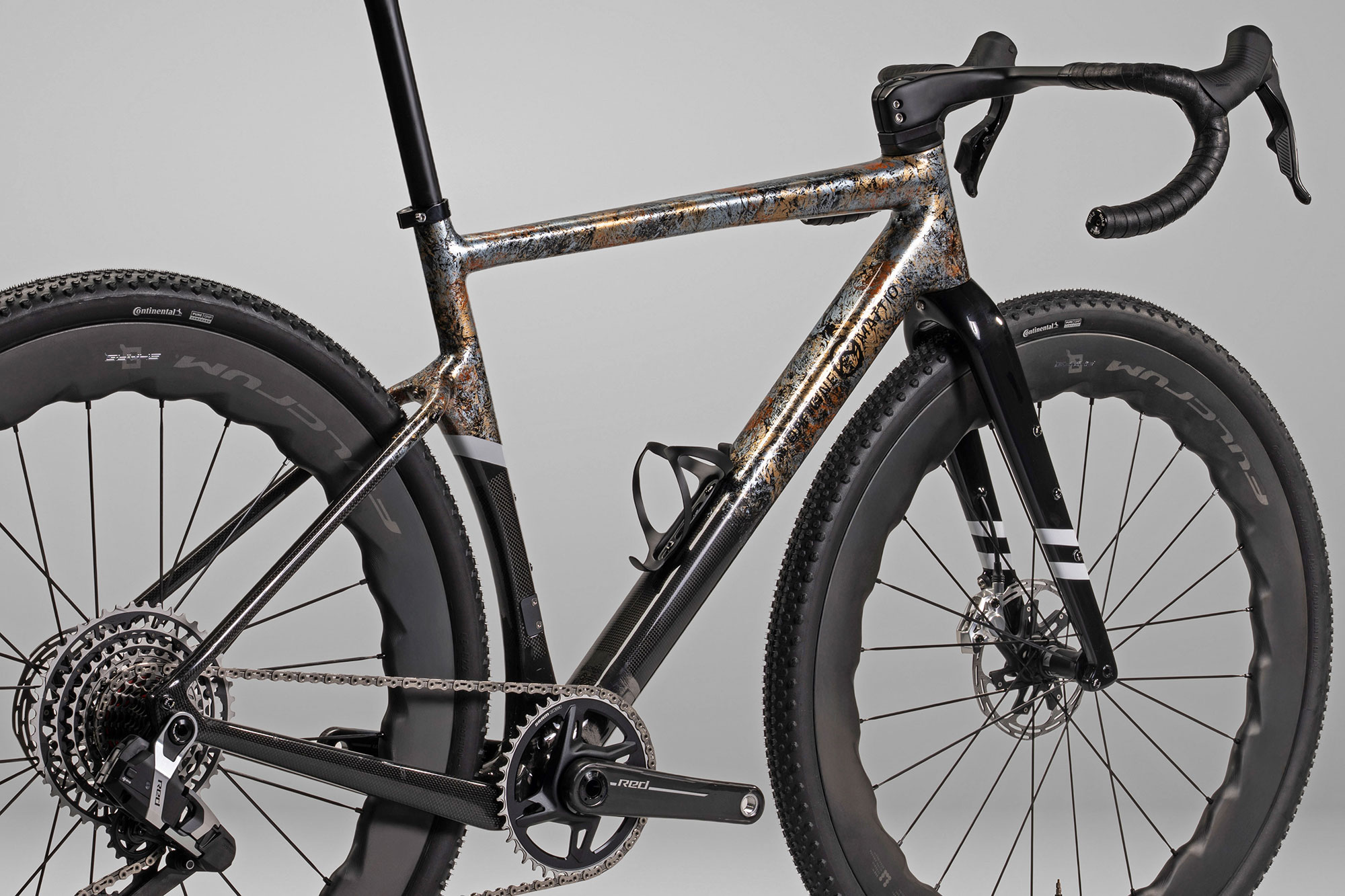 2025 Officine Mattio Bisalta aero carbon gravel bike, made-in-Italy, angled rear