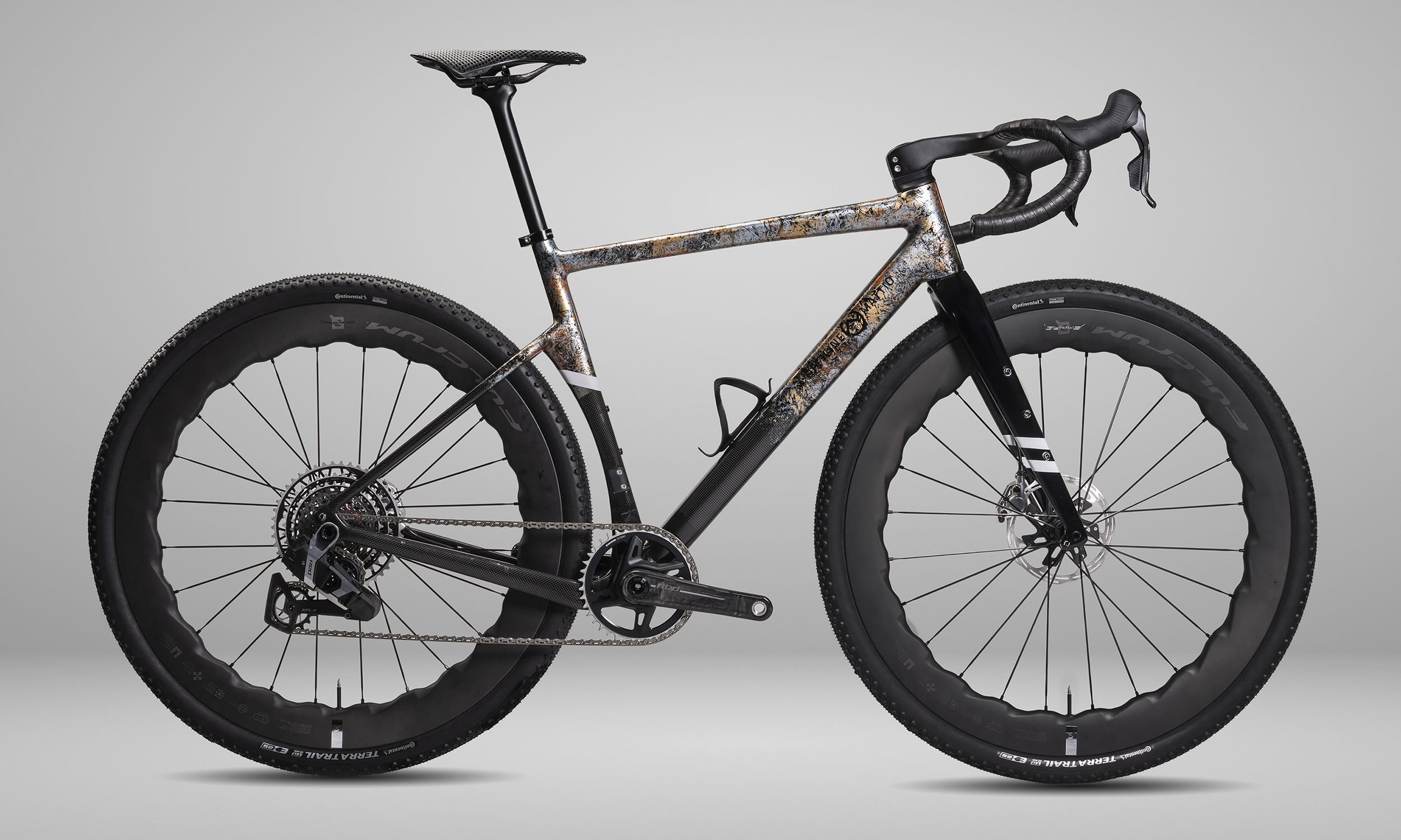 2025 Officine Mattio Bisalta aero carbon gravel bike, made-in-Italy, complete