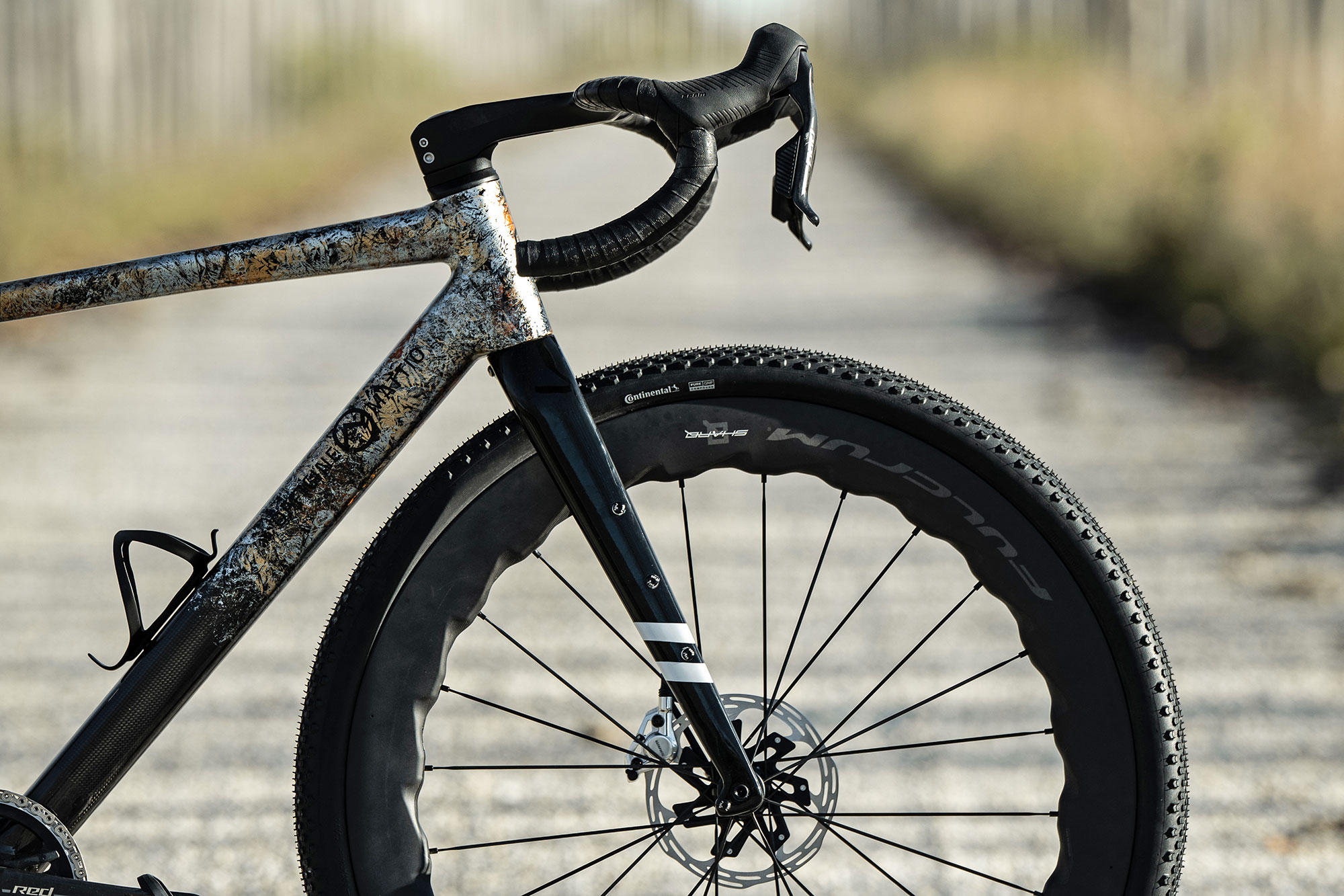 2025 Officine Mattio Bisalta aero carbon gravel bike, made-in-Italy, front end