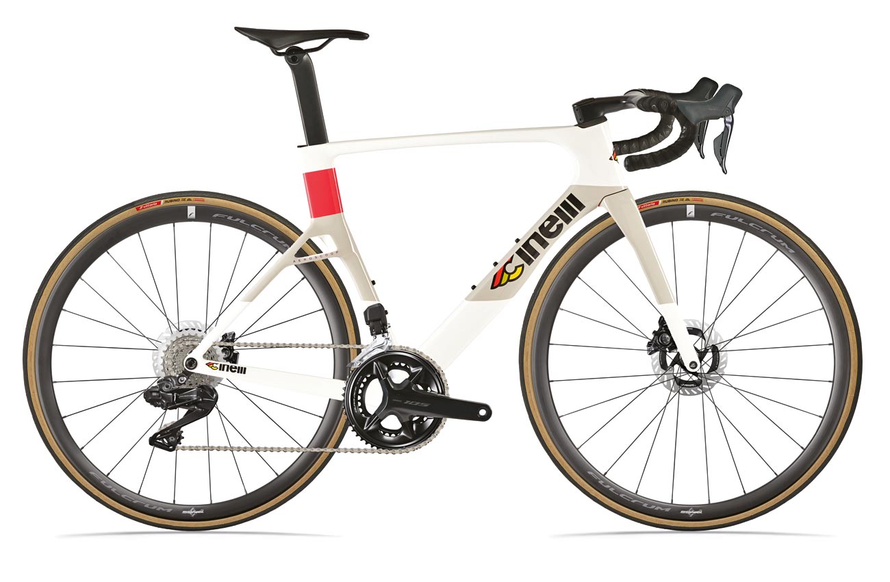 2026 Cinelli Aeroscoop aero carbon road bike, Shimano 105 Di2 complete