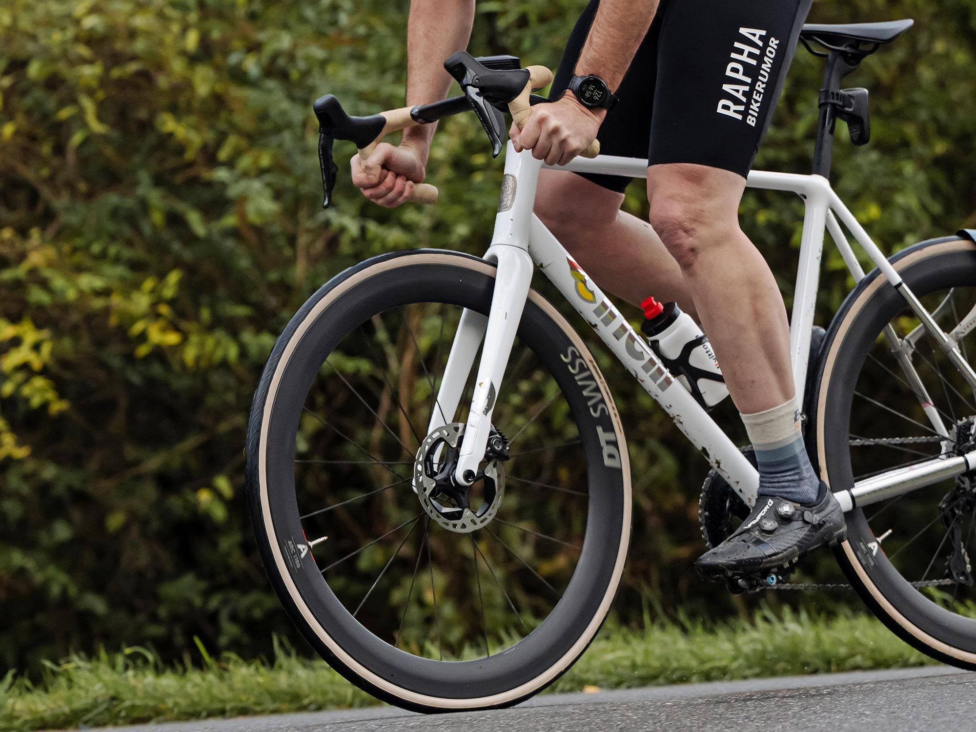 test riding the all-new Cinelli Speciale Corsa XCR modern steel road bike