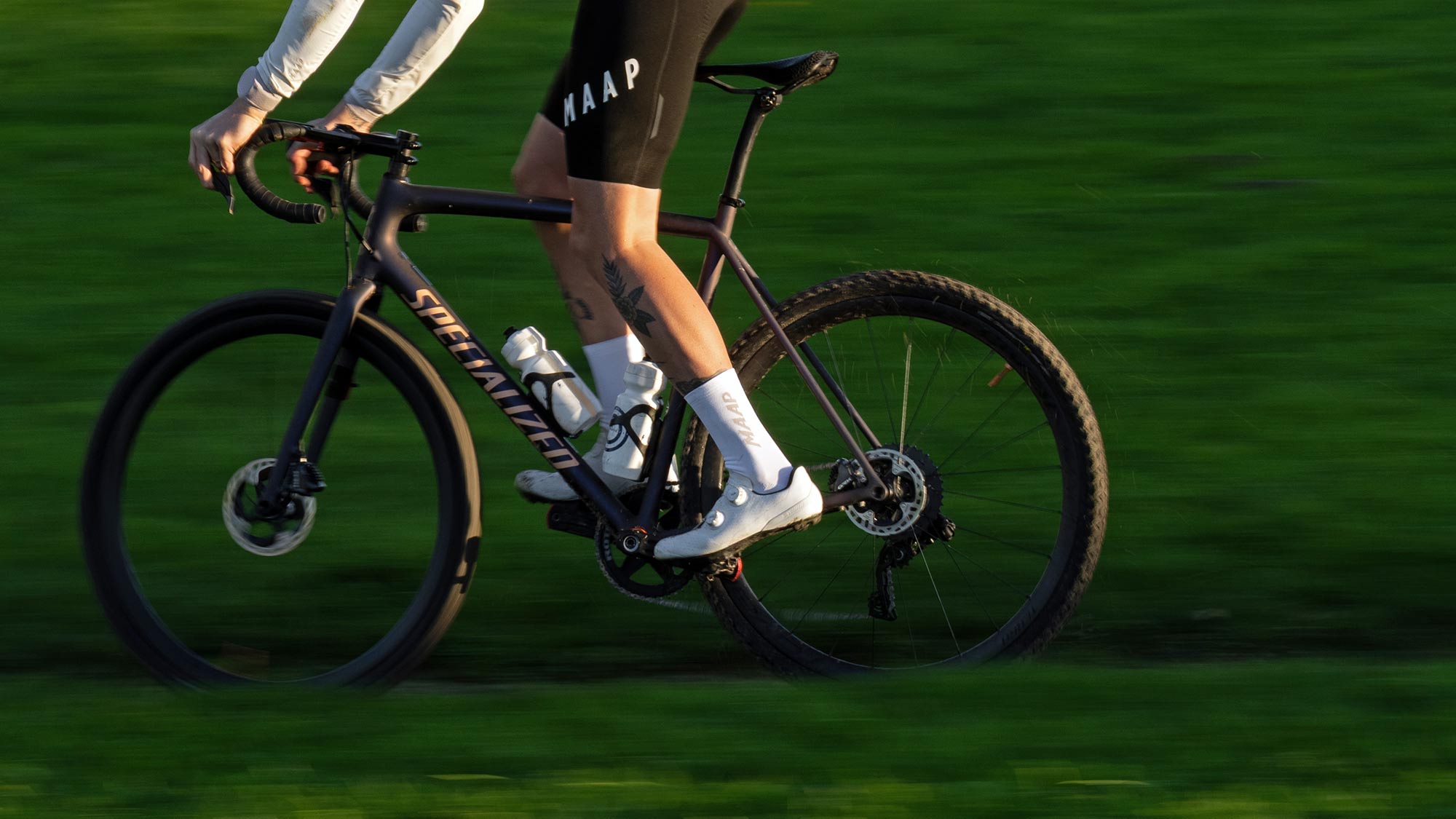 Pirelli Cinturato Gravel HP-line top-tier gravel bike tires are now made in Italy, riding photo by Alberto Viciana