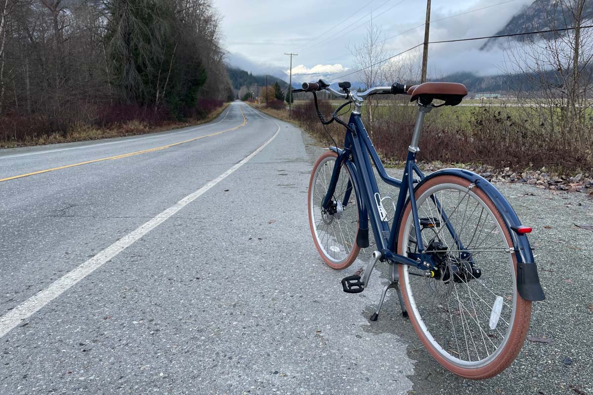 Priority Bicycles Glide, roadside