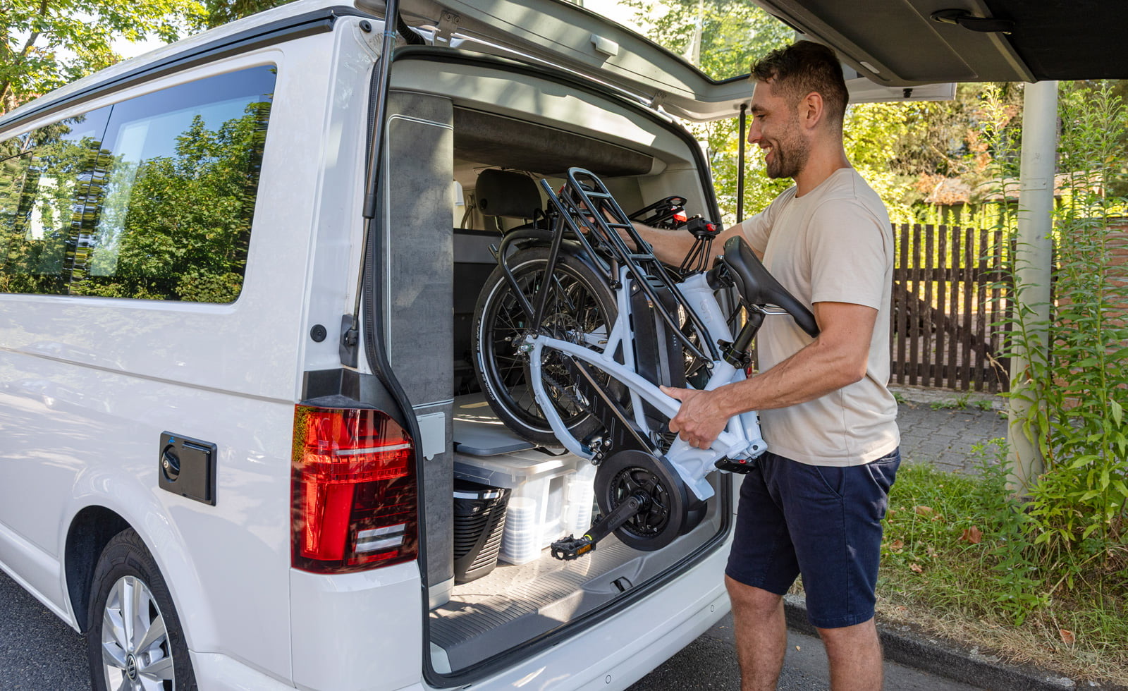 Tern Bicycles 4th Gen Vektron Folding eBike packing