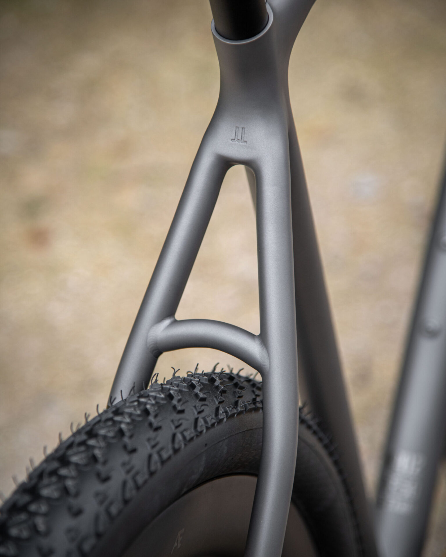 closeup details of J Laverack GRIT 57 monster gravel bike.