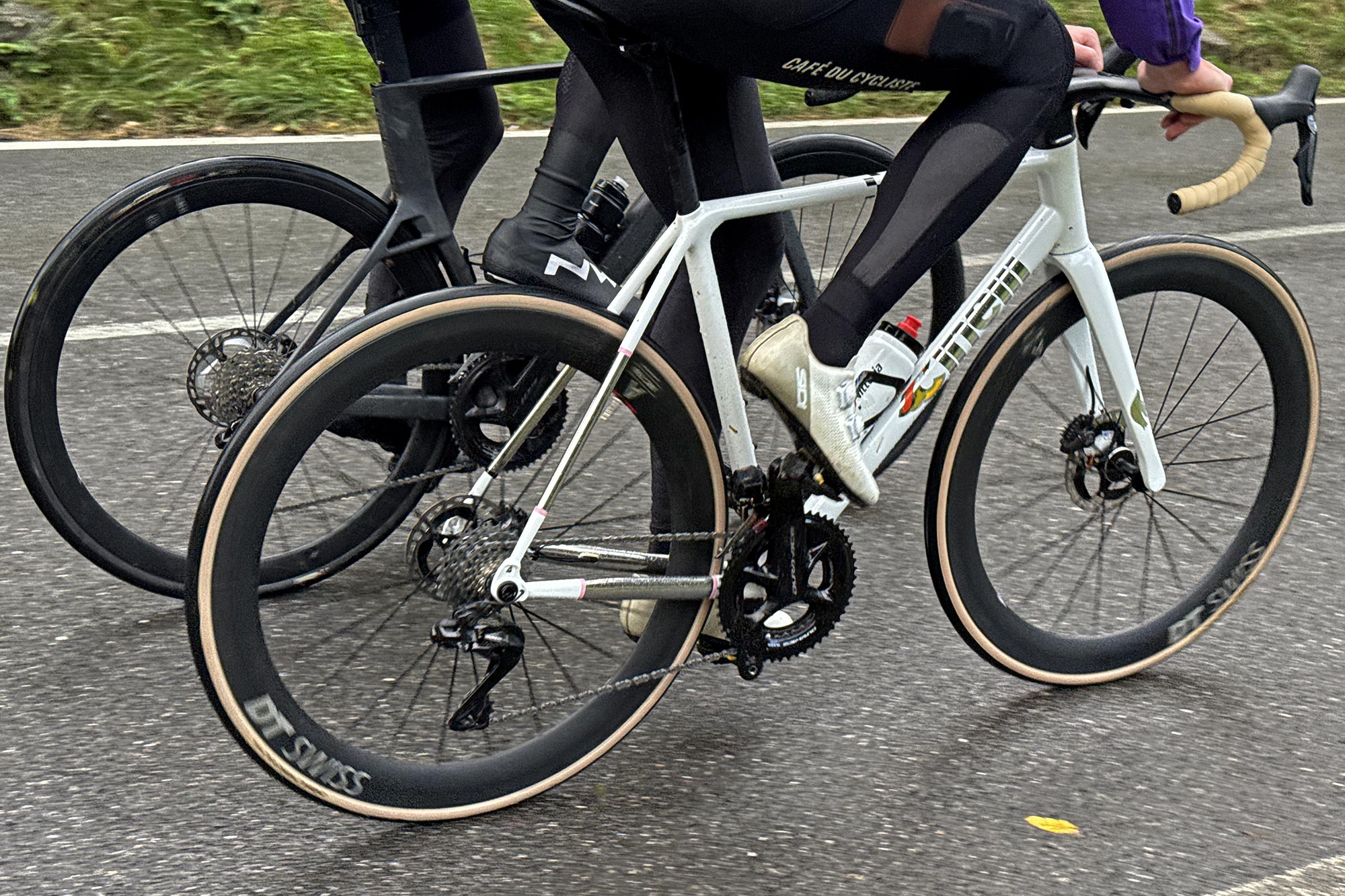 First Rides On 2 New Cinelli Road Bikes: Aero Aeroscoop & Italian Steel Speciale Corsa XCR