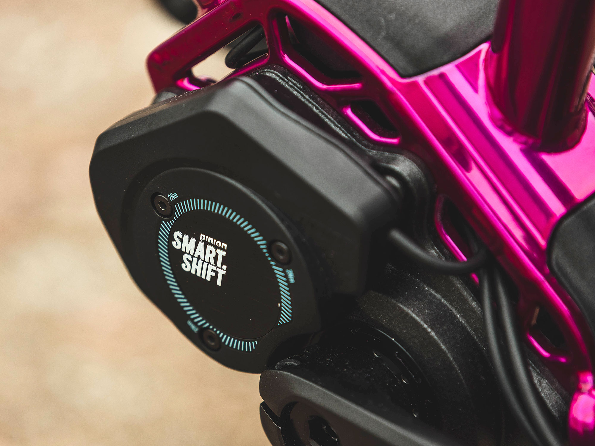 Sour Purple Pie steel gearbox gravel bike comes with Pinion C1.12 Smart.Shift gearbox installed