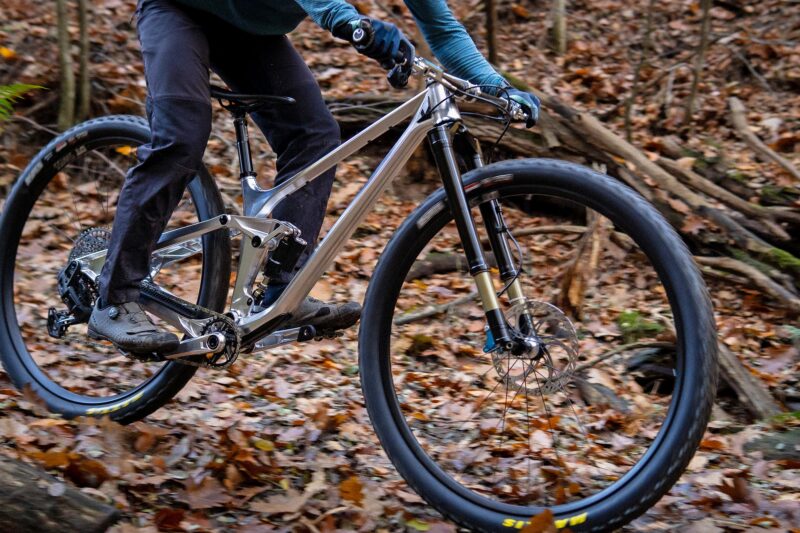 Actofive I-Train 32 is the First 32″ Trail Bike You Can Buy, w/ 120-140mm & Mullet Option