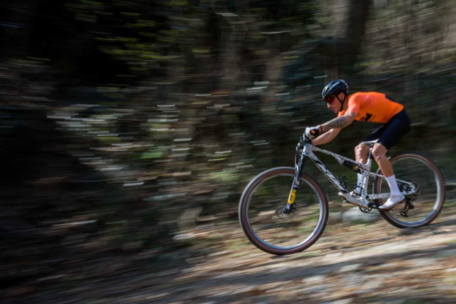 Wireless & Affordable: Free Your Ride With the KS Rage Circuit Dropper Seat Post