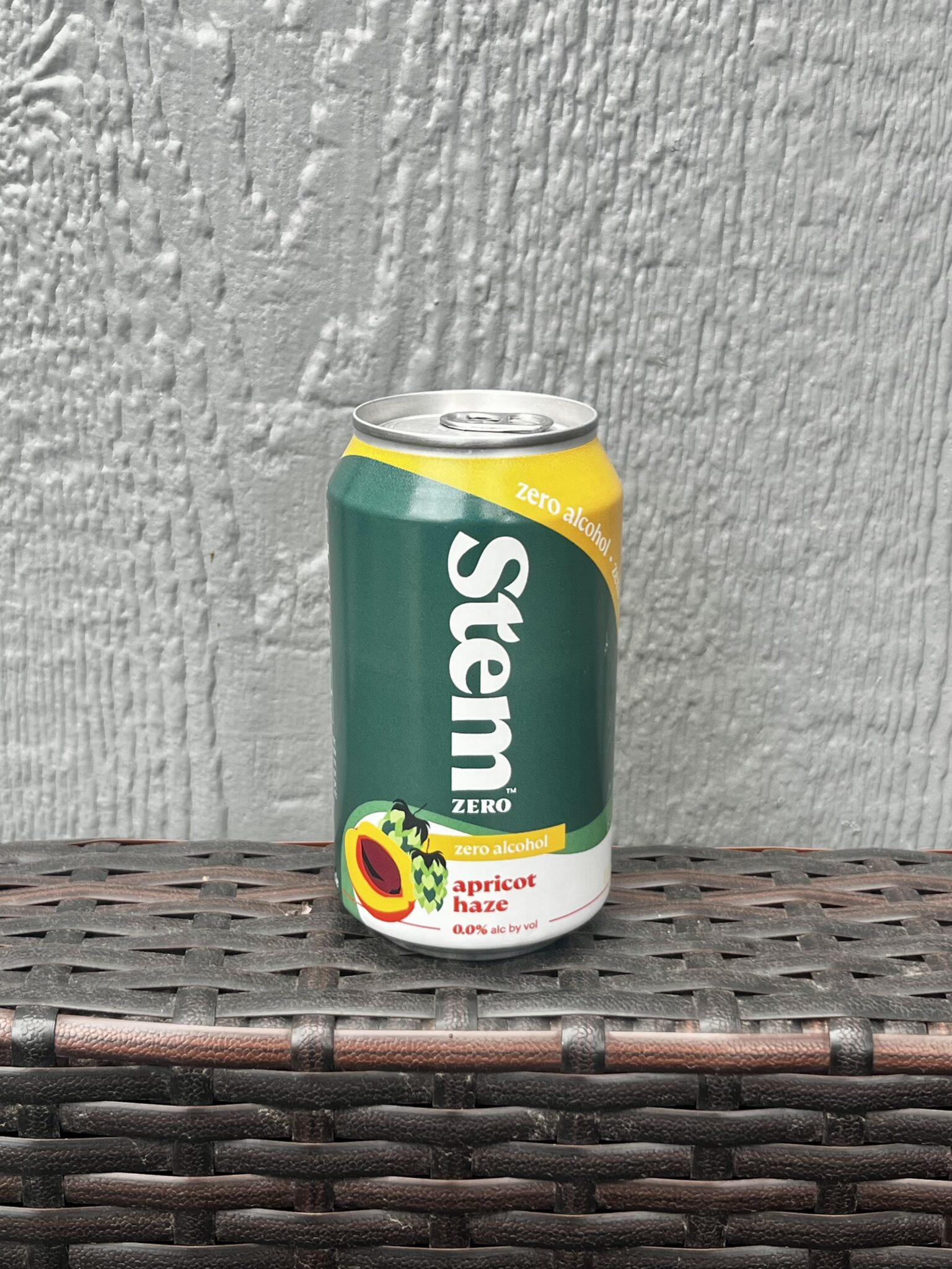 Stem cider apricot haze NA