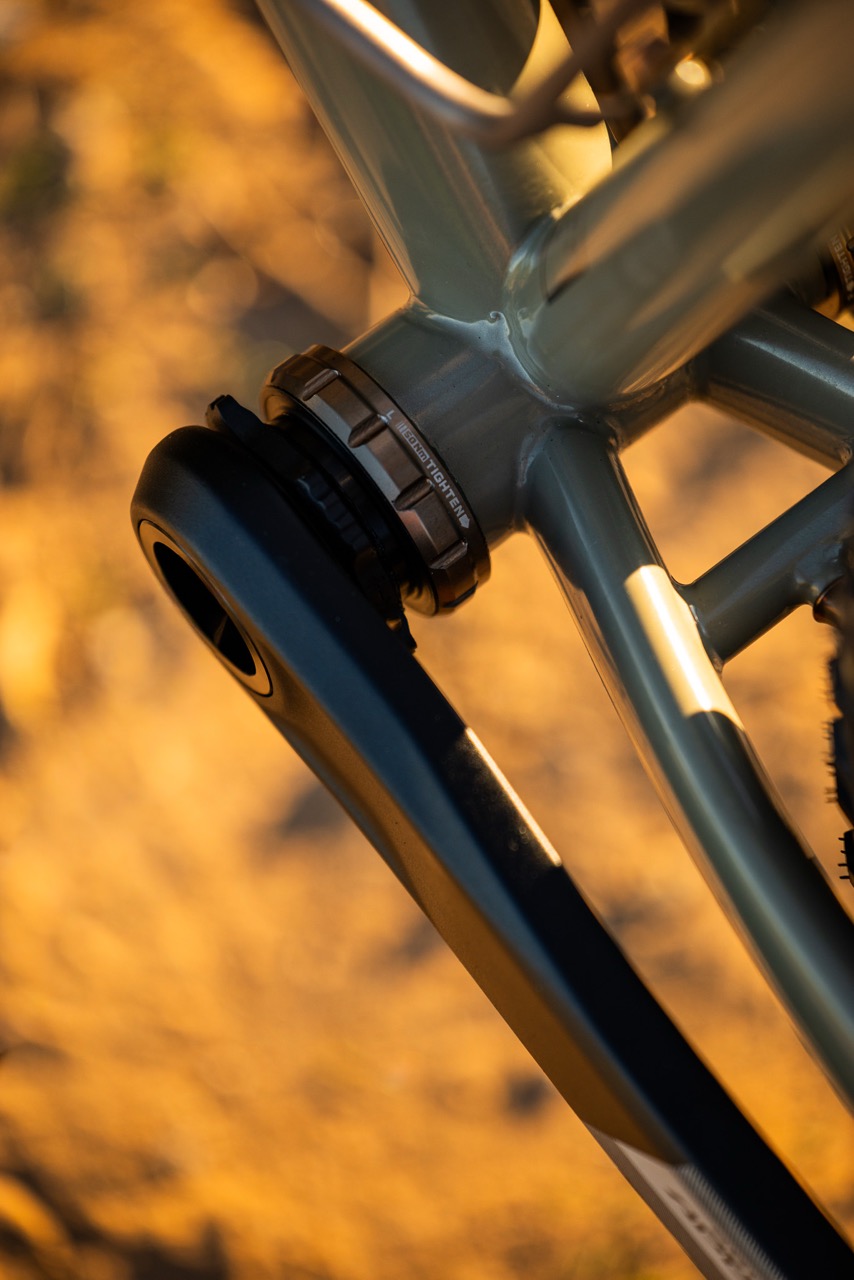 Stinner X Wolf Tooth Partnership bottom bracket 2