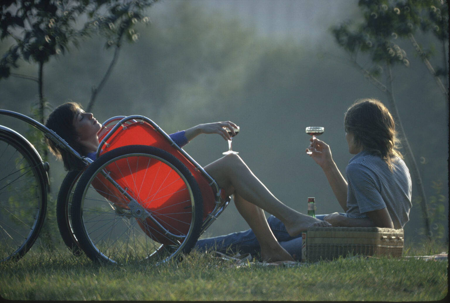 Lounging in a Cannondale Bugger. the bugger trailer was Cannondale's first product