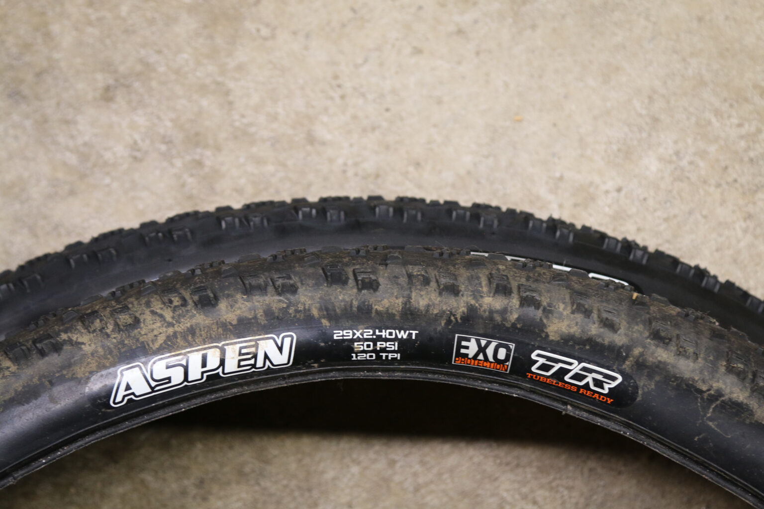 Maxxis Aspen 32 inch MTB tire vs 29 inch