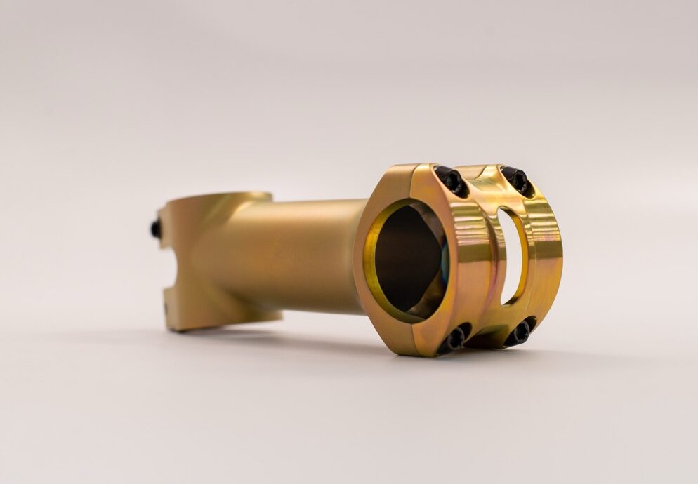 Updated No.22 Non-Integrated Titanium Stem is Made in New York