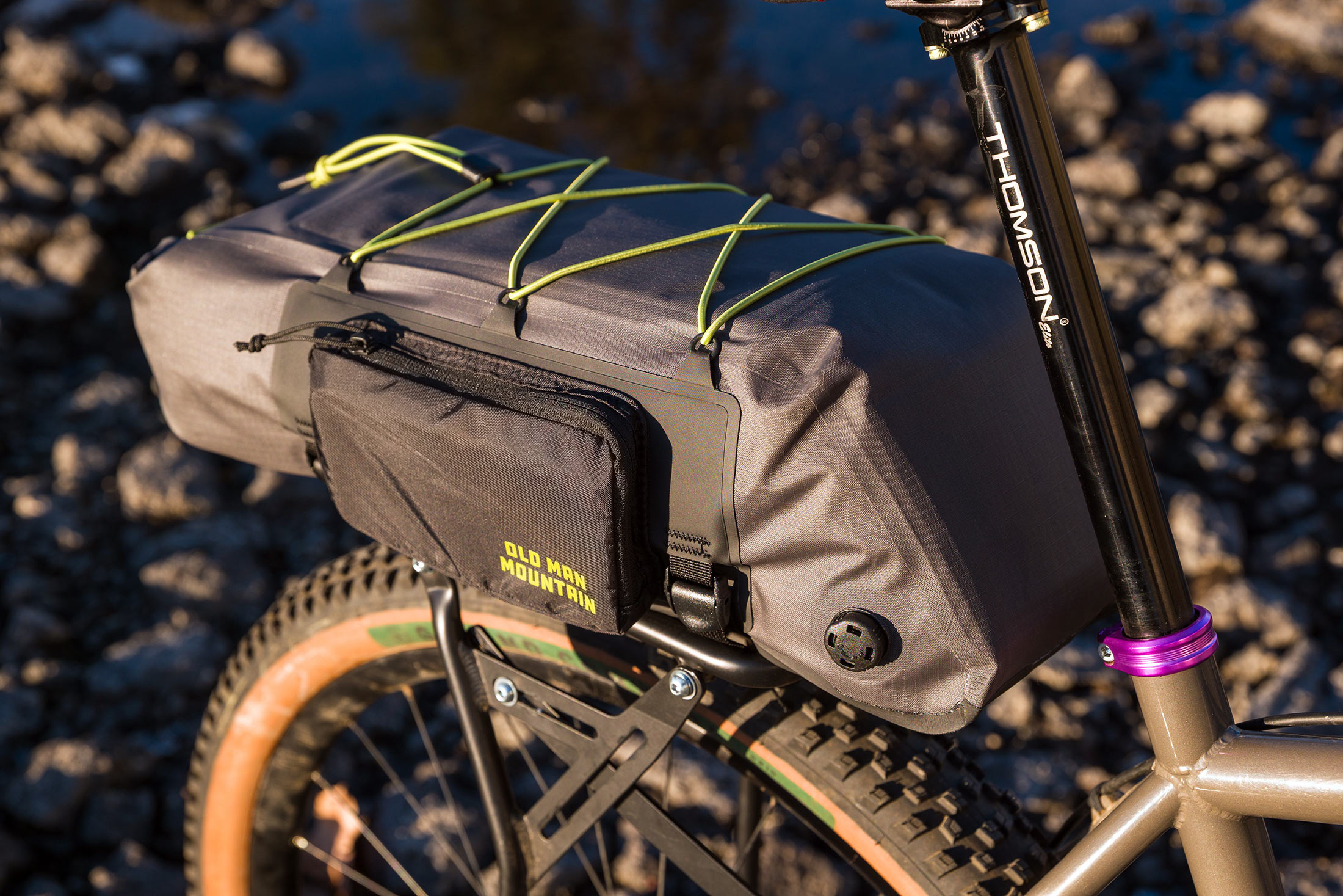 Old Man Mountain Adds Massive 12L Atlas Aero Rack Bag