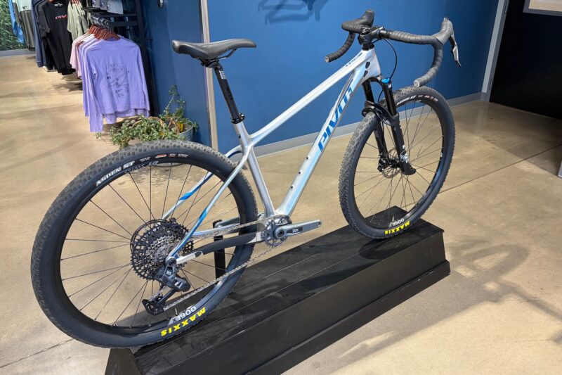 First Look: Gravel Meets MTB with Pivot’s Les SL Hardtail Drop Bar Build