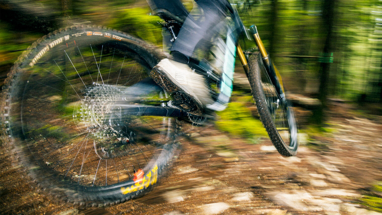 Reserve wheel with DT Swiss DEG DF in action