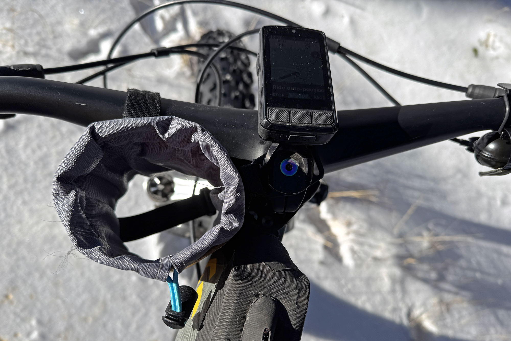 PDW Review: Portland Design Works Bingo Headset Spacer strap on point for bar and bottle bags, open bottom of the Swigamajig bottle carrier