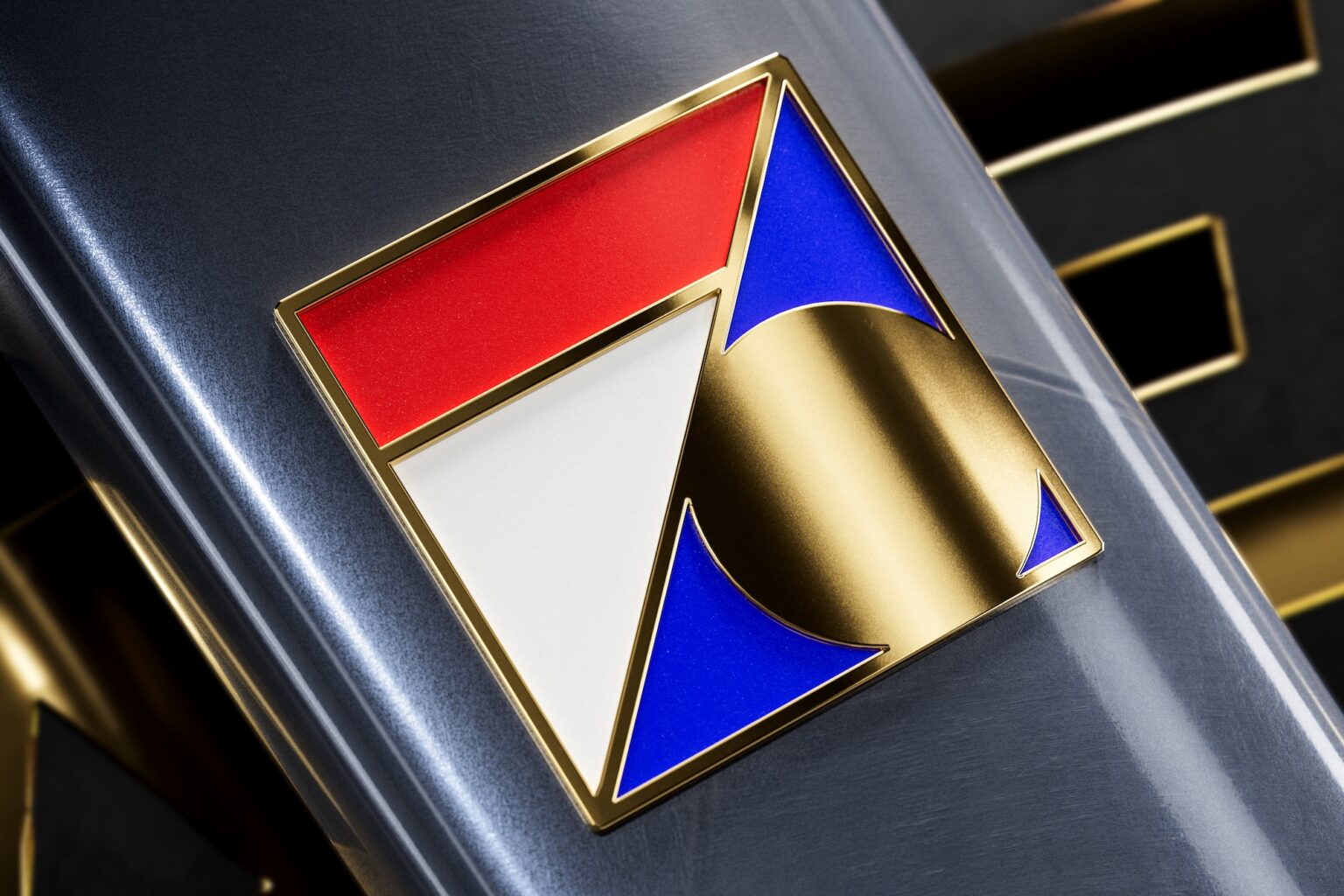 a 76 badge on the No. 76 paint scheme